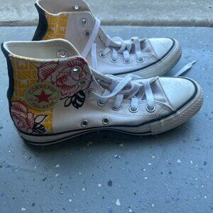 Converse Topo Chico Lace Ups - Womens Size 6